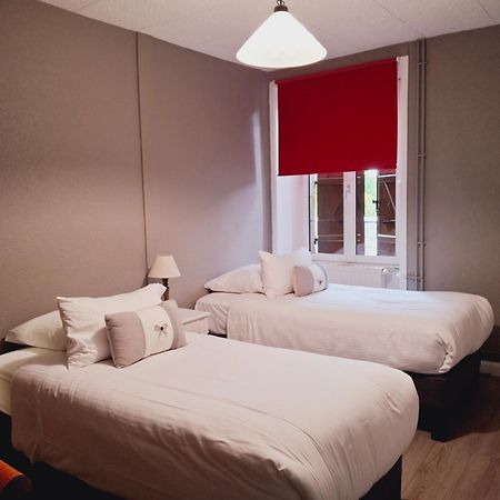 Logis Hotel Restaurant La Brasserie Treignac Zewnętrze zdjęcie