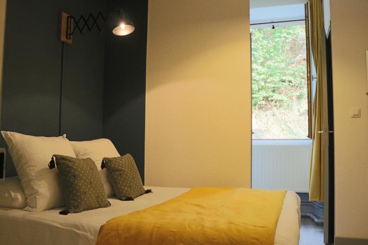 Logis Hotel Restaurant La Brasserie Treignac Zewnętrze zdjęcie