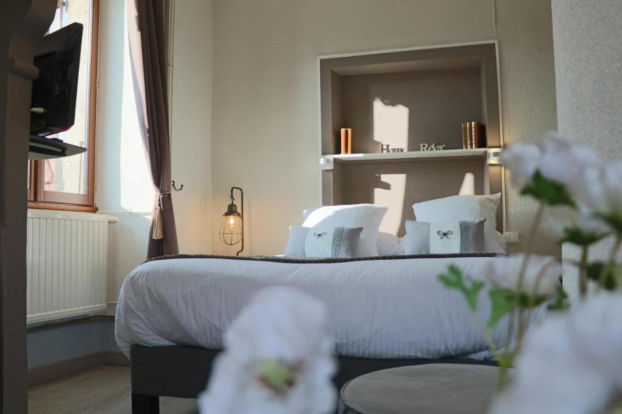 Logis Hotel Restaurant La Brasserie Treignac Zewnętrze zdjęcie
