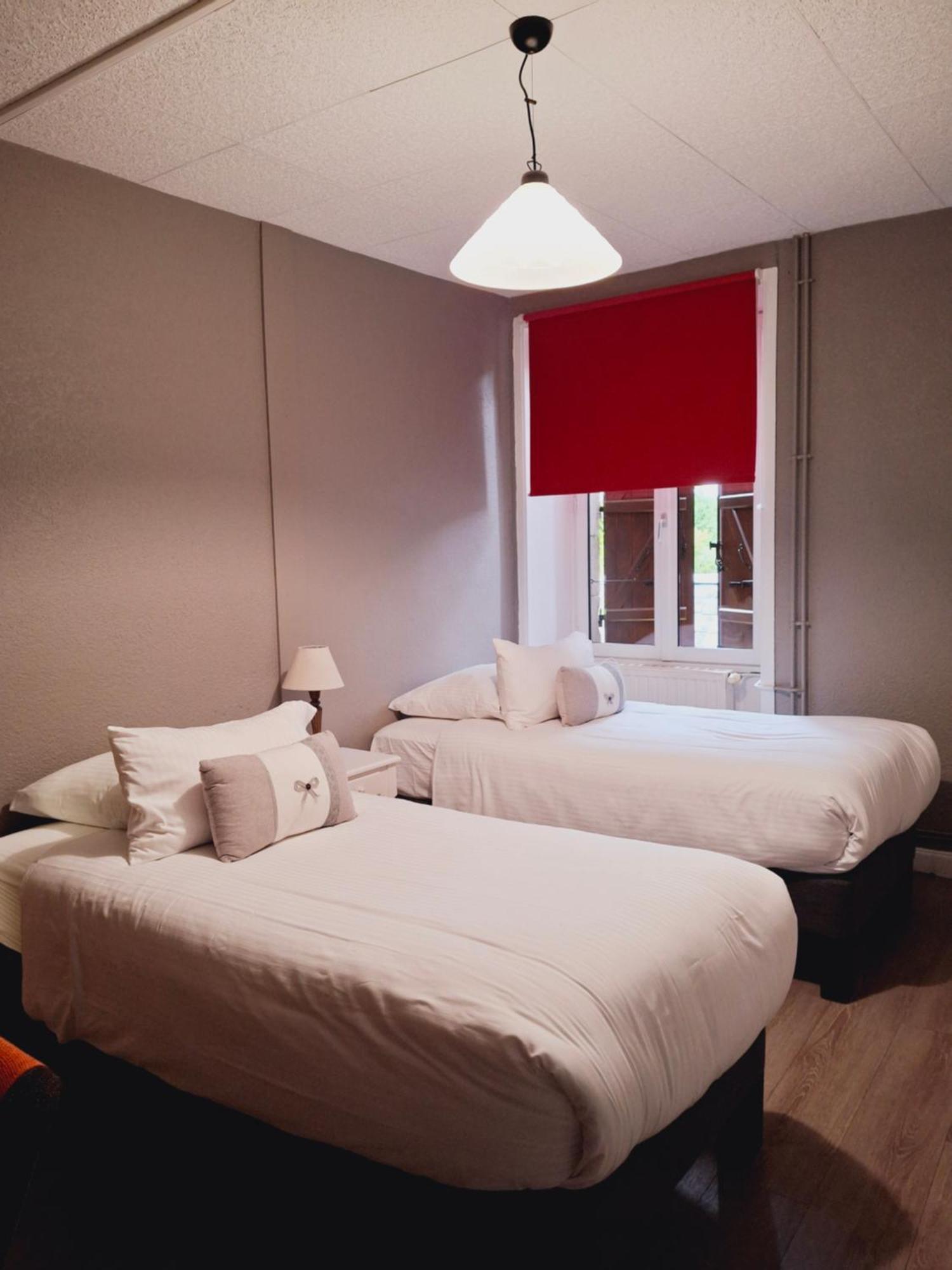 Logis Hotel Restaurant La Brasserie Treignac Zewnętrze zdjęcie
