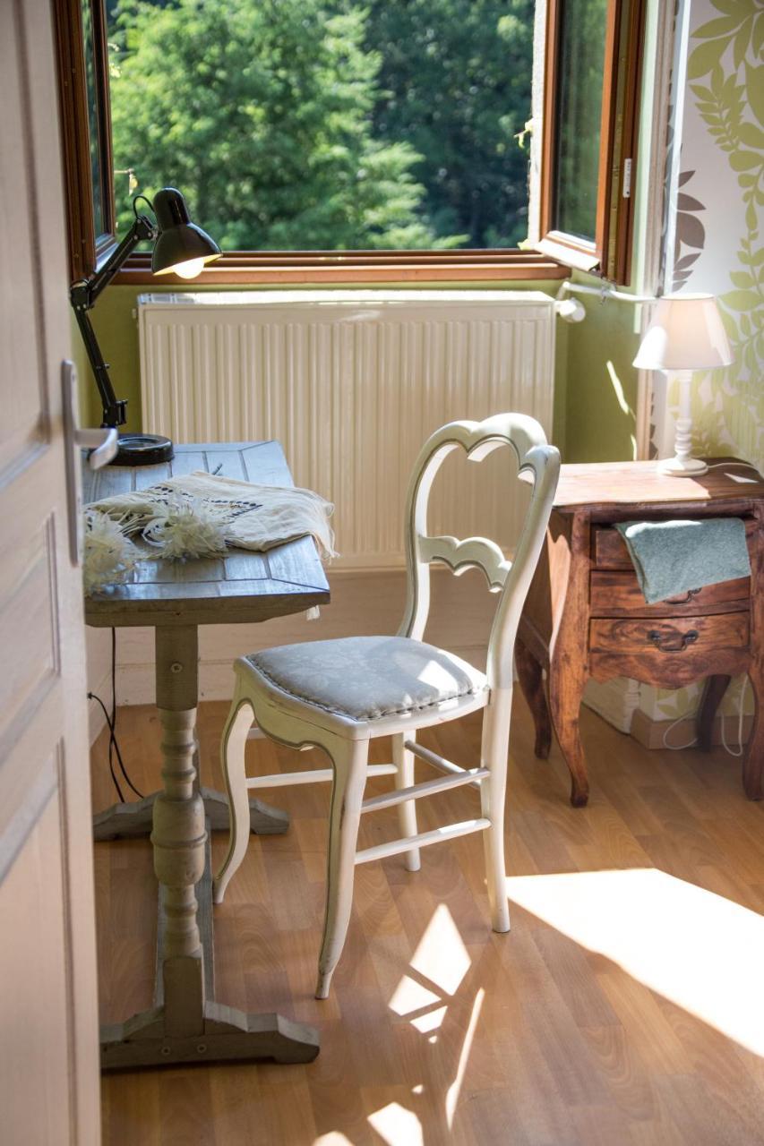 Logis Hotel Restaurant La Brasserie Treignac Zewnętrze zdjęcie