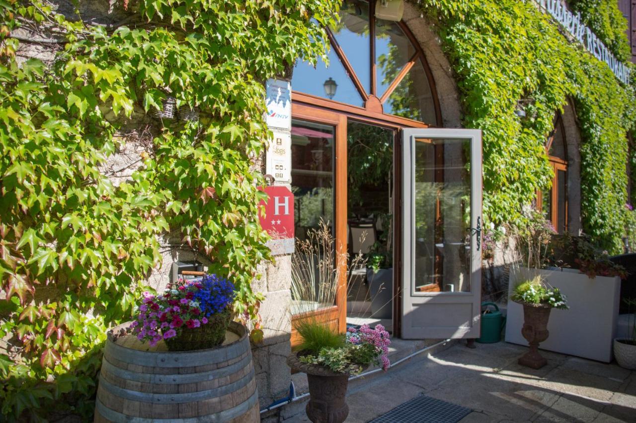 Logis Hotel Restaurant La Brasserie Treignac Zewnętrze zdjęcie