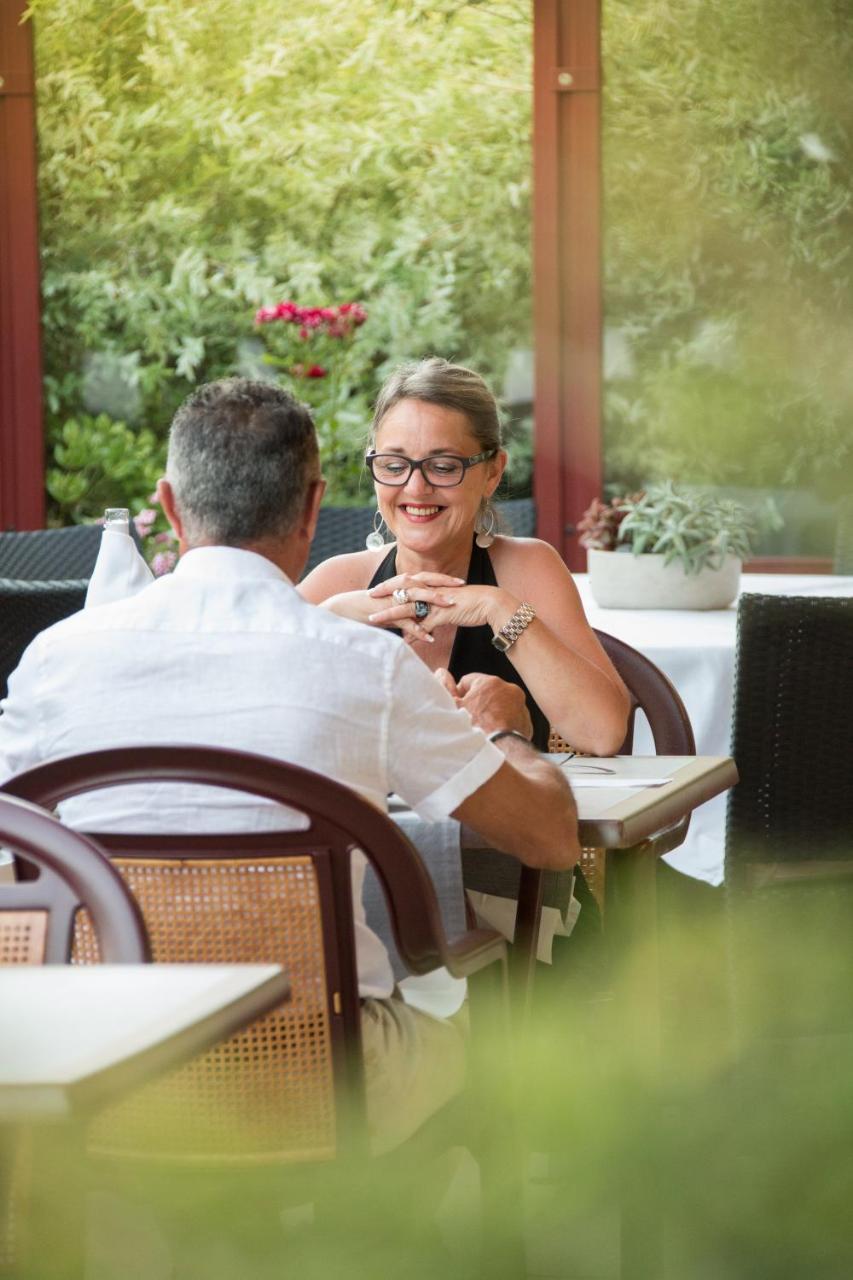 Logis Hotel Restaurant La Brasserie Treignac Zewnętrze zdjęcie