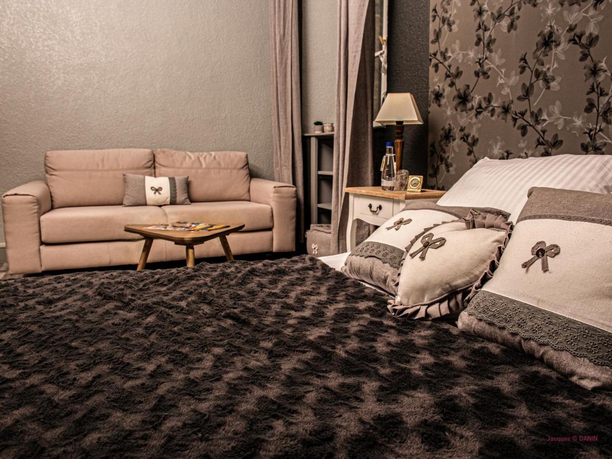 Logis Hotel Restaurant La Brasserie Treignac Zewnętrze zdjęcie